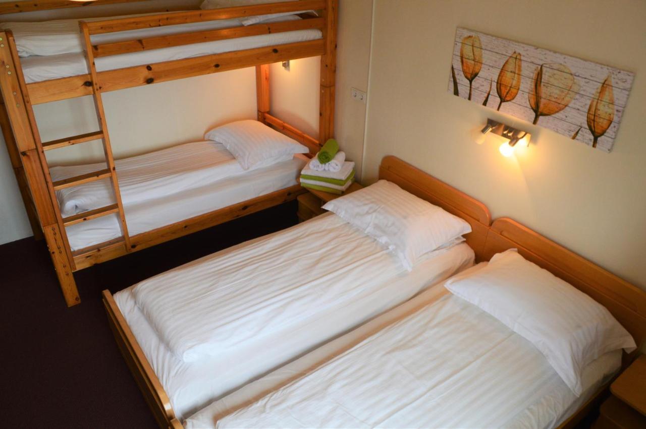 Berunes Hi Hostel Dış mekan fotoğraf